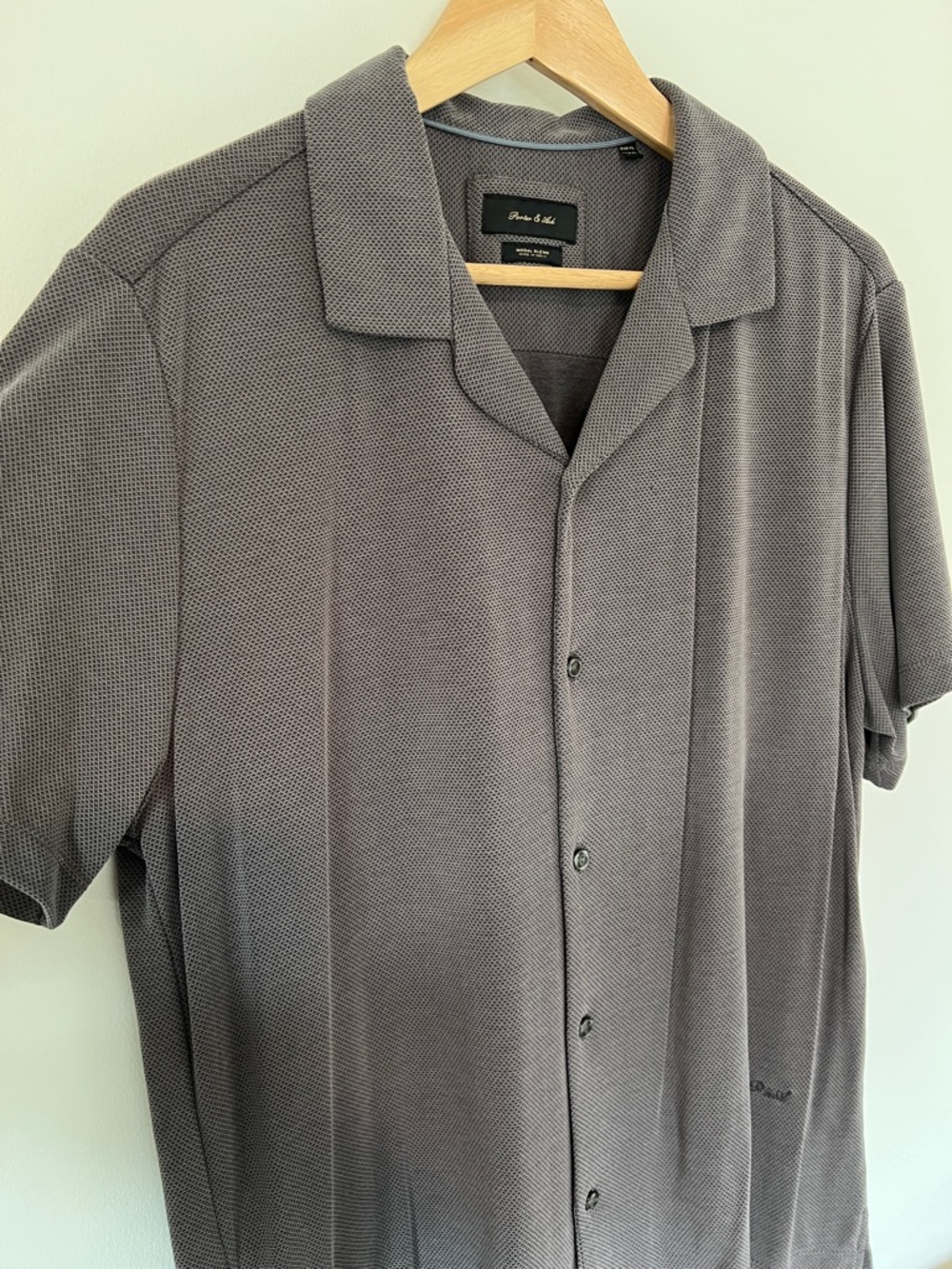 Porter & Ash Short-Sleeve Button-Down Shirt - Picture 2 of 8